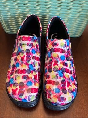 NWT Klogs Footwear Naples Blotter Patent
